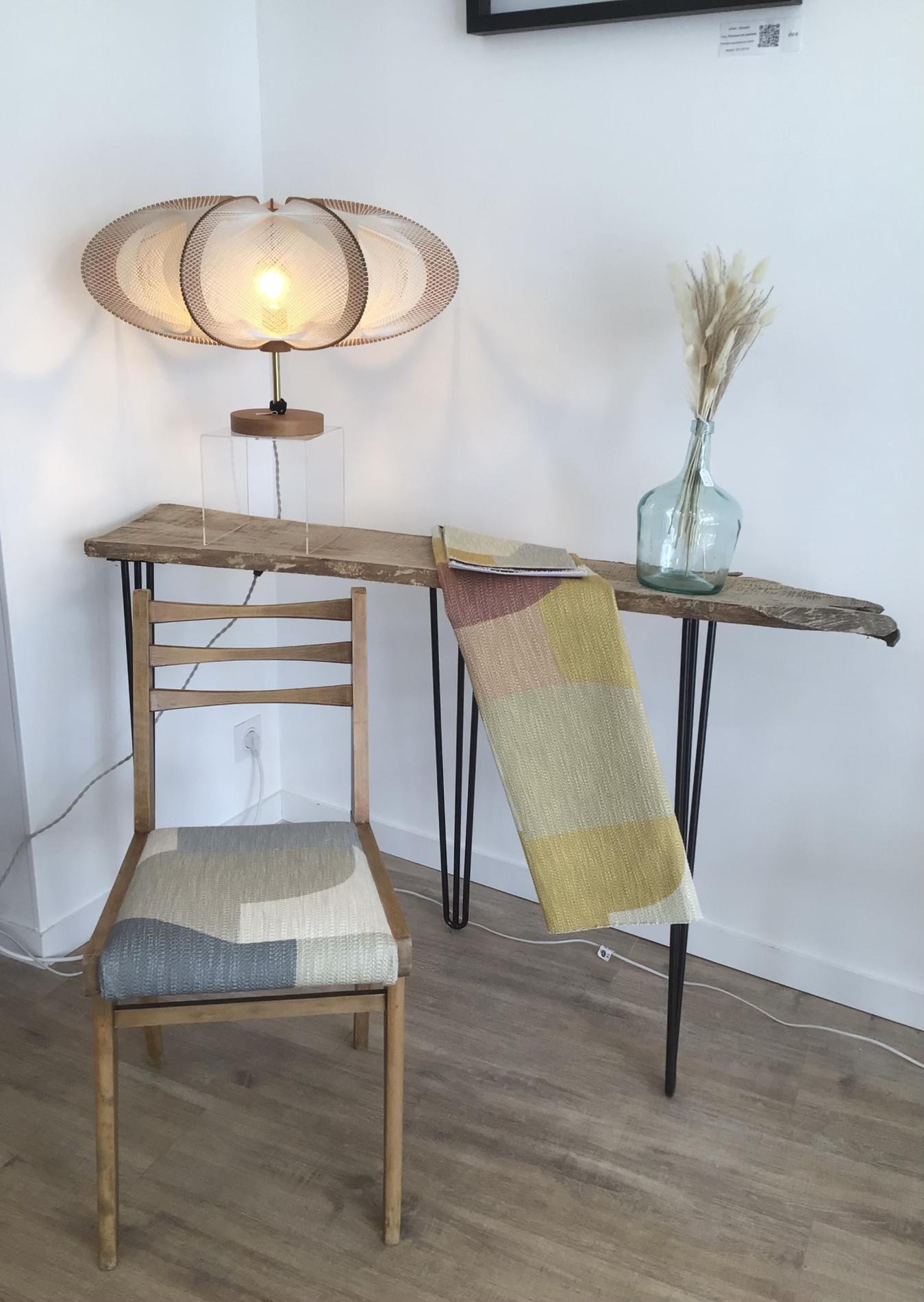 Siège type scandinave bleu